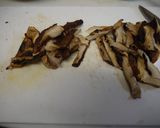 新玉ねぎと焼き椎茸のちりめんサラダ作り方1写真