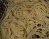 *キノコとひき肉のパスタ*作り方3写真