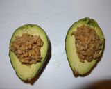 わずか1分で完成 アボカド納豆のせ作り方1写真