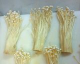 きのこの豚肉巻き、さっぱりと蒸し焼きに作り方1写真