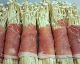 きのこの豚肉巻き、さっぱりと蒸し焼きに作り方2写真