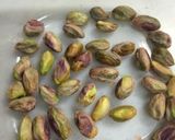 ☆塩麹鶏肉deピスタチオ巻(*◔‿◔)❤作り方2写真