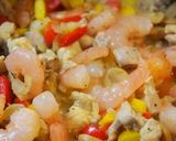 美味しい☆海老と鶏肉で洋風炊き込みご飯作り方4写真