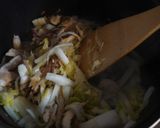 超簡単!ぽかぽか「白菜と水餃子のスープ」作り方2写真