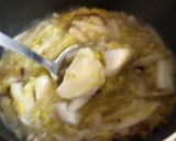 超簡単!ぽかぽか「白菜と水餃子のスープ」作り方3写真