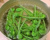 こごみのクリームチーズ和え作り方1写真