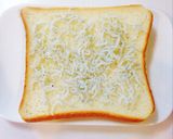 離乳食後期〜完了期☆しらすチーズトースト作り方1写真