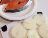 サーモンと玉ねぎのハニーマスタード♪作り方2写真