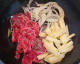 牛こま切れ肉と野菜のオムレツ作り方3写真