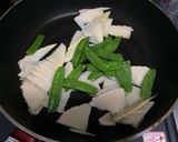 ☆春レシピ☆たけのこと絹さやの炒めもの作り方3写真