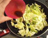 春キャベツとクルミのカレー醤油炒め作り方4写真