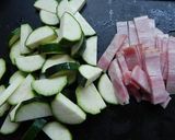 ズッキーニとベーコンの簡単チーズ焼き作り方1写真