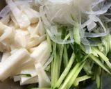 新玉ねぎと山芋のサラダ作り方1写真
