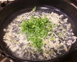 春菊＆生姜好きさんへ♪鶏ダシ煮込みうどん作り方4写真