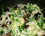 簡単(*^^*)ご飯も進む、もやし炒め！作り方3写真