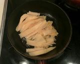 竹の子の姫皮☆ごま油炒め作り方1写真
