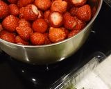 いちごシロップ&プリザーブ作り方1写真