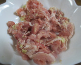 お弁当に✿豚肉の生姜オイスターマヨ炒め作り方1写真