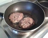 ピリ辛コクのハンバーグ作り方2写真