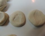 薄力粉で簡単☆美味しい手作り餃子の皮作り方5写真
