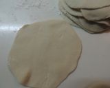 薄力粉で簡単☆美味しい手作り餃子の皮作り方7写真