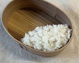お弁当のご飯の中からこんにちは😊2段ご飯作り方3写真