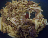簡単時短！牛ひき肉とじゃがいもで炒め煮作り方5写真