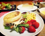 フレンチトーストパンで焼き肉バーガー作り方9写真