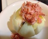 簡単‼︎ 新玉ねぎと桜海老のレンジ蒸し作り方3写真