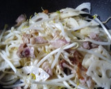 簡単☆Wシャキシャキ蓮根ともやしの肉炒め作り方2写真