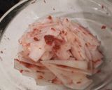胡麻がやさしい♪大根と梅干しの簡単サラダ作り方3写真