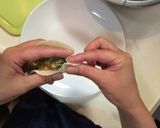 飛び出す肉汁！餃子作り方8写真