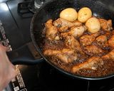 【骨付き鶏肉】コーラ煮で作る甘辛煮！作り方6写真
