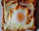 朝食♡オニオン目玉焼きピザトースト☆作り方2写真