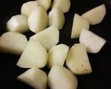 【牛バラブロックの赤ワイントマト煮】作り方5写真