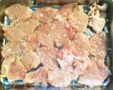 塩麹でやわらか♡鶏胸肉の味噌マヨ作り方2写真
