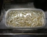 超簡単!材料4つ☆もやしナムル♬作り方1写真