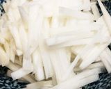 簡単ヘルシー大根サラダ作り方1写真
