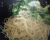簡単！春キャベツとしらすのペペロンチーノ作り方3写真