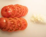 夏にぴったり。冷やして食べるトマトサラダ作り方2写真