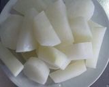 大人も子供も♪豚肉と新玉ねぎの煮込み作り方1写真