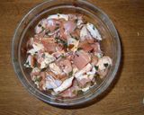 大葉にんにく醤油☆鶏肉となすの炒め物作り方1写真
