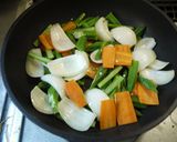 マグロと夏野菜の彩り炒め作り方11写真