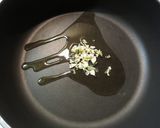 スナップエンドウの甘辛肉味噌炒め作り方1写真