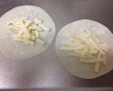 余った餃子の皮で☆簡単チーズ焼き！作り方1写真
