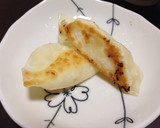 余った餃子の皮で☆簡単チーズ焼き！作り方3写真