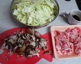 豚肉と春キャベツの蒸し焼き作り方1写真