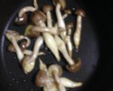 タラコと梅干しとキノコの葉物サラダ作り方2写真