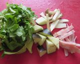 たっぷりレタスとベーコンのパスタ♪作り方1写真