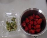 フレッシュ苺♪丸ごとジャム(*^ω^*)作り方2写真